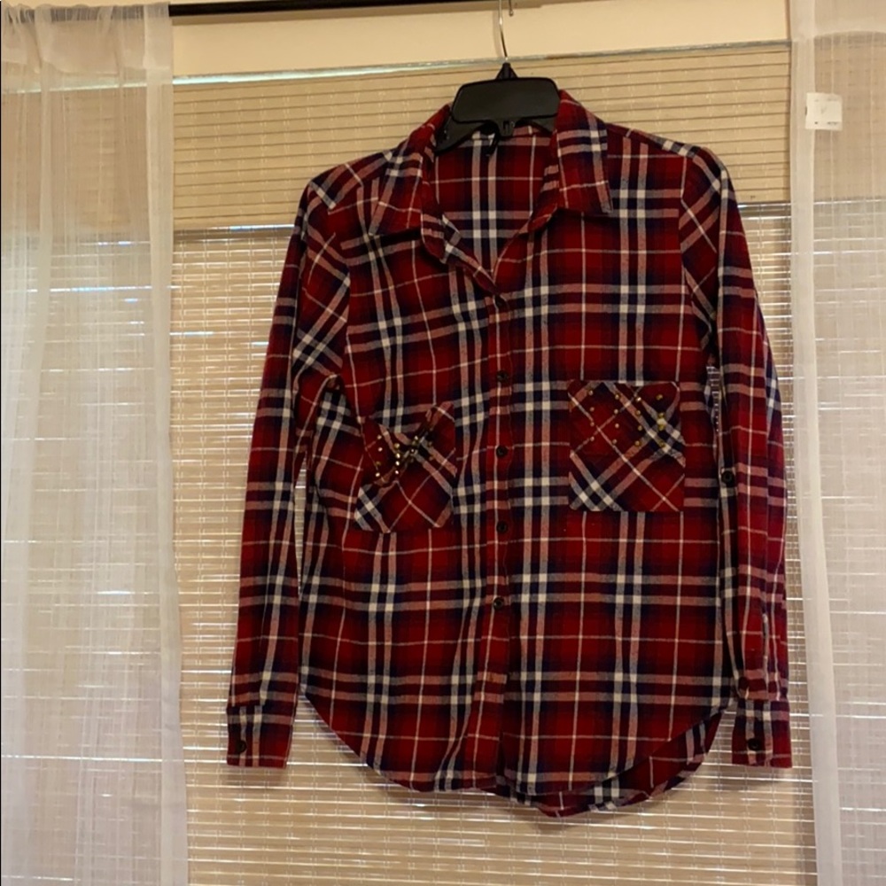Plaid button up shirt with pockets